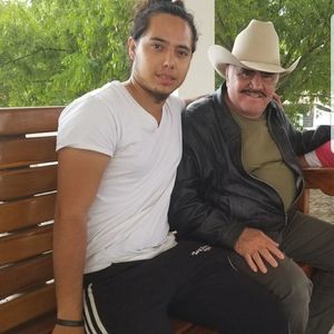 Meet your Posher, Aaron